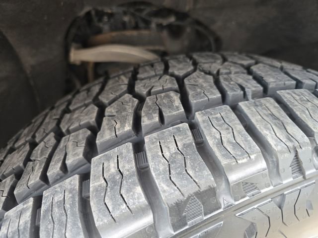 Used 2021 GMC Yukon XL Denali image 28