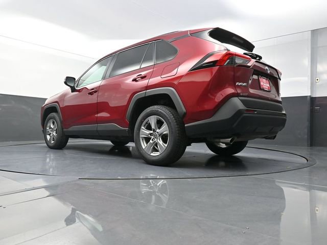 Used 2025 Toyota RAV4 XLE image 37
