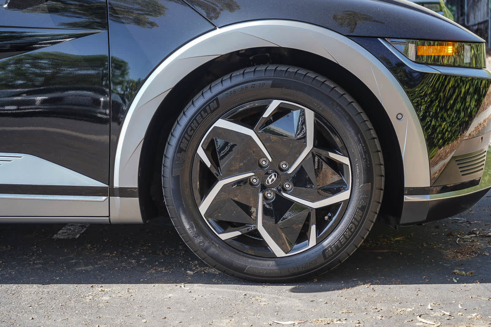 Used 2024 Hyundai Ioniq 5 Limited RWD image 9