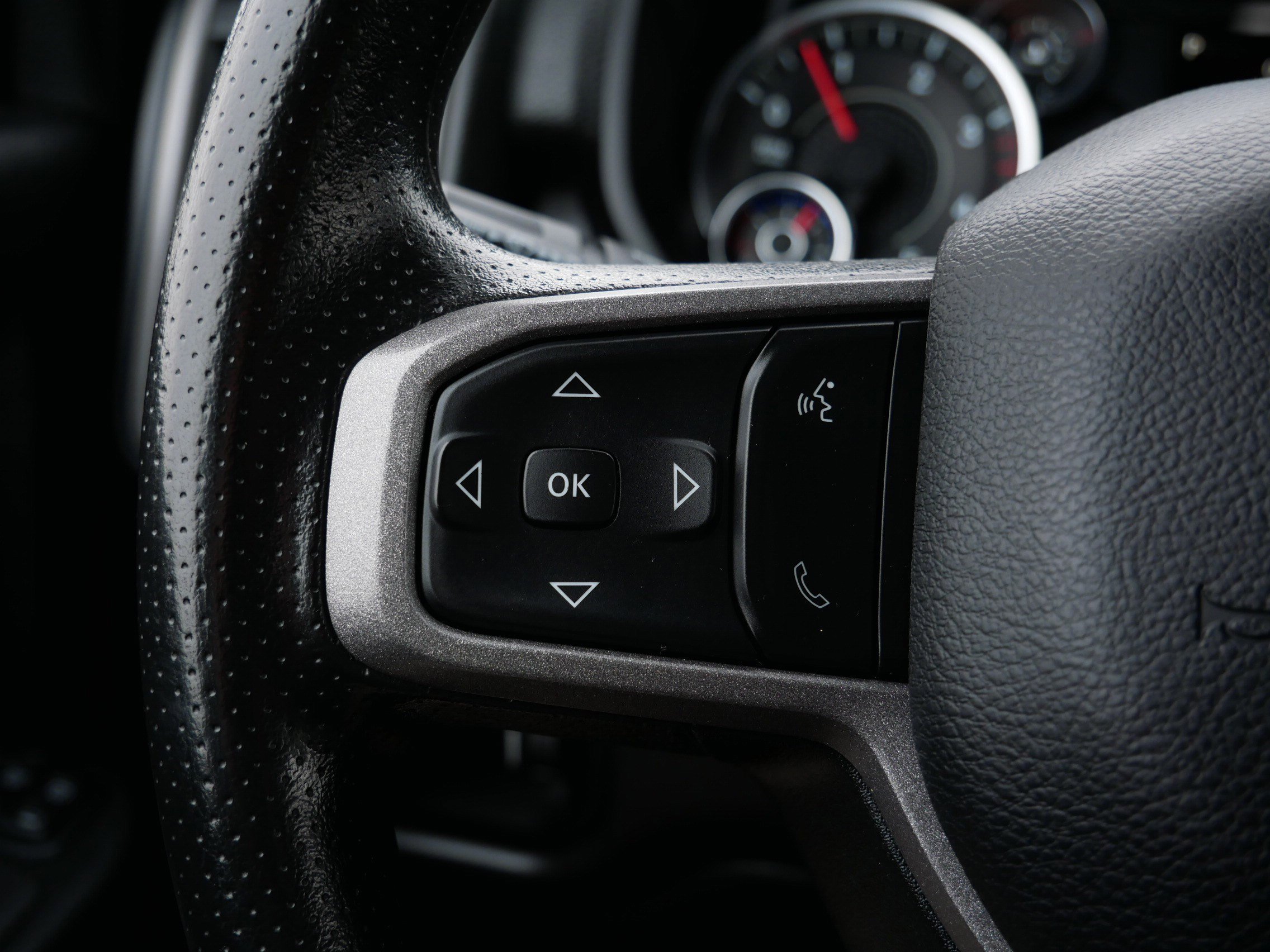 Used 2024 RAM 2500 Tradesman w/ Chrome Appearance Group image 33