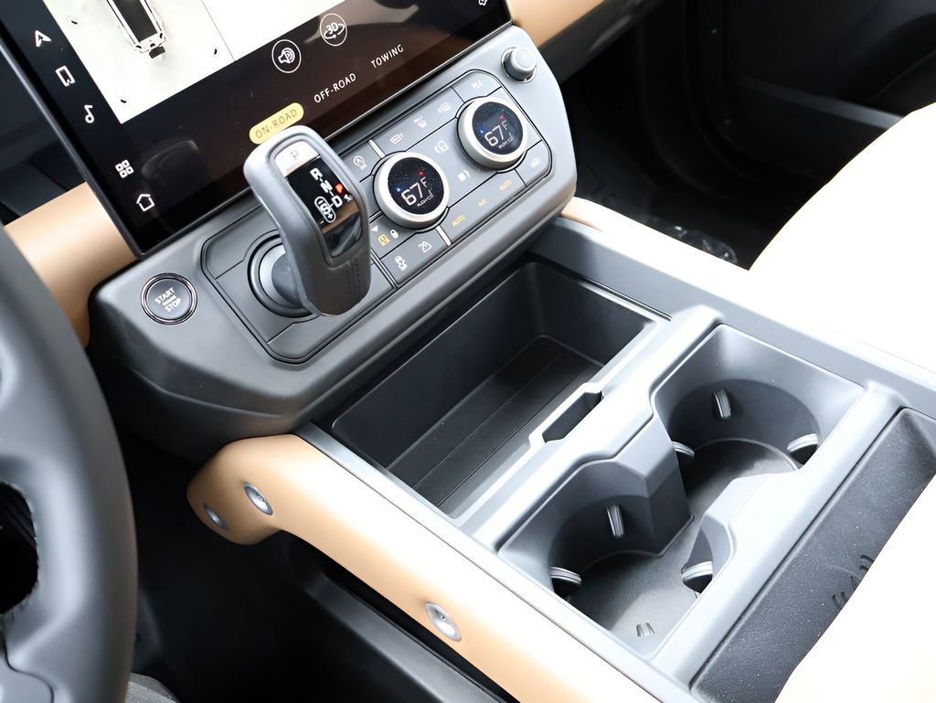 New 2026 Land Rover Defender 130 X-Dynamic SE AWD/4WD image 26