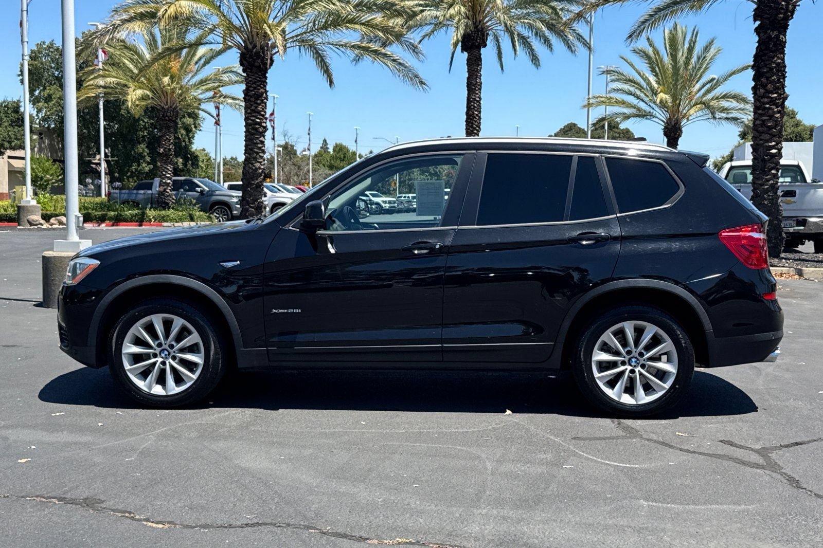 Used 2017 BMW X3 xDrive28i AWD/4WD image 6