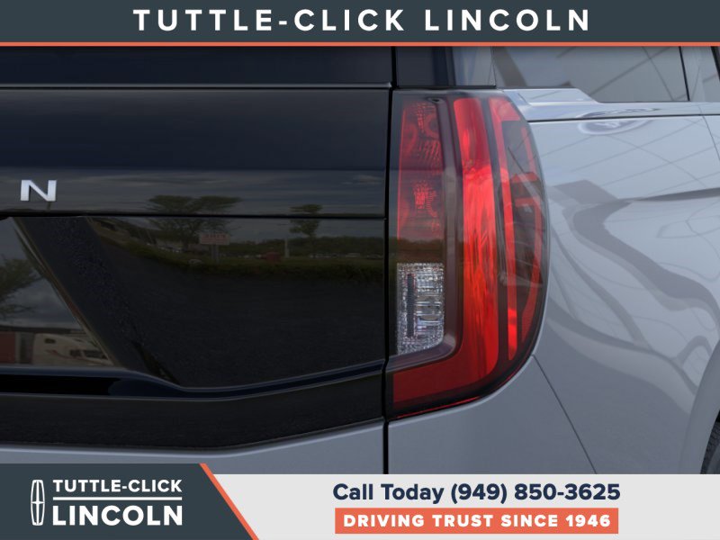 New 2026 Ford Expedition Active RWD image 21