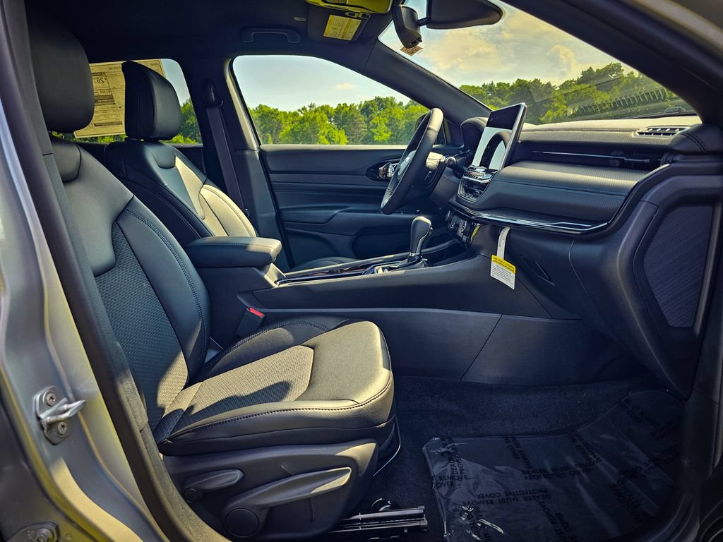 New 2026 Jeep Compass Latitude AWD/4WD image 37