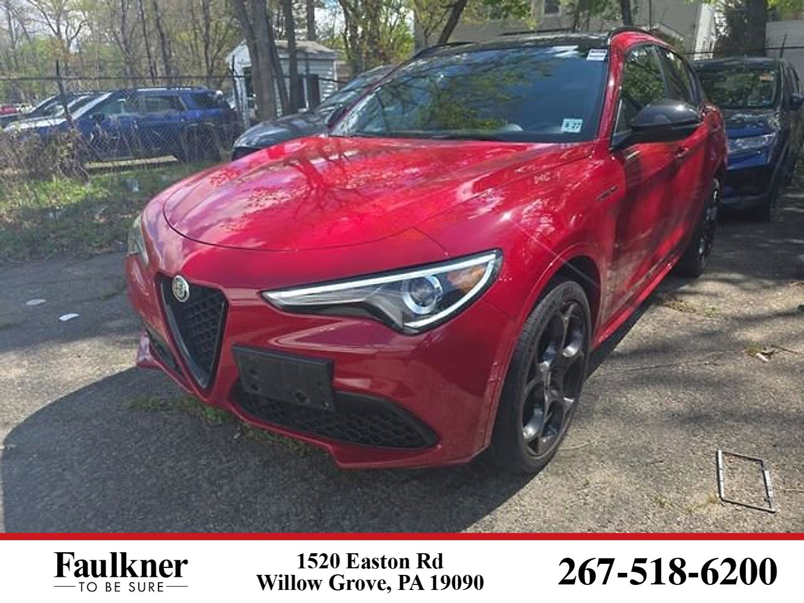Used 2023 Alfa Romeo Stelvio Estrema image 1