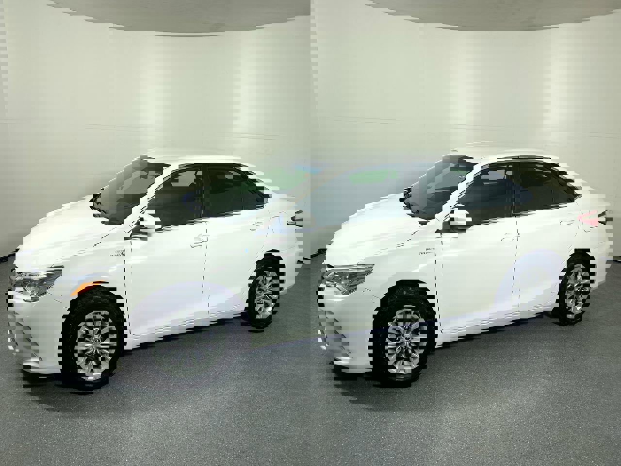 Used 2015 Toyota Camry LE image 22