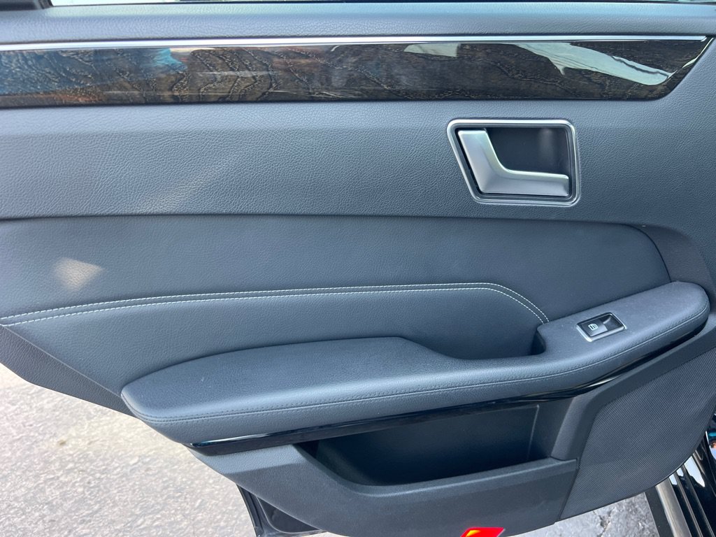 Used 2014 Mercedes-Benz E 350 Sedan image 12
