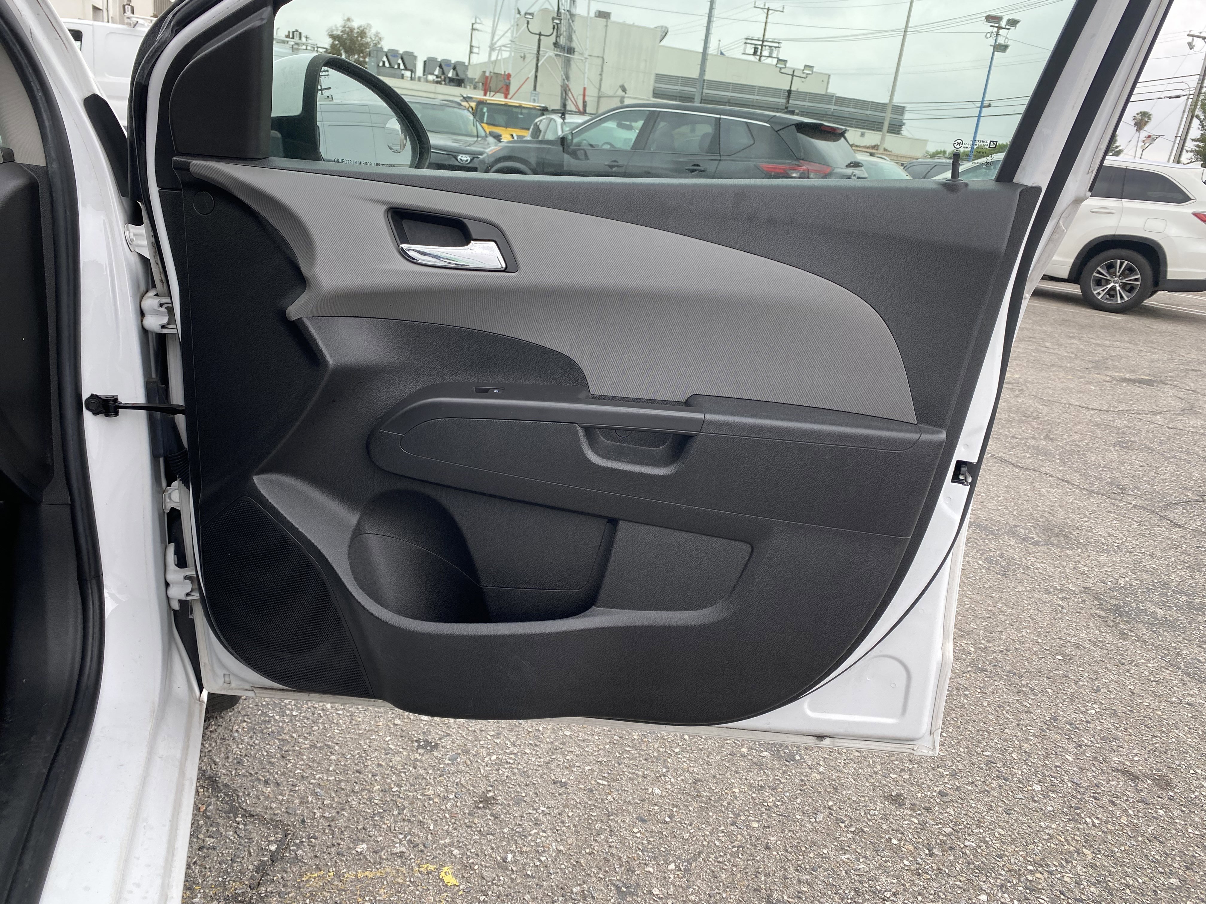 Used 2014 Chevrolet Sonic LTZ image 22