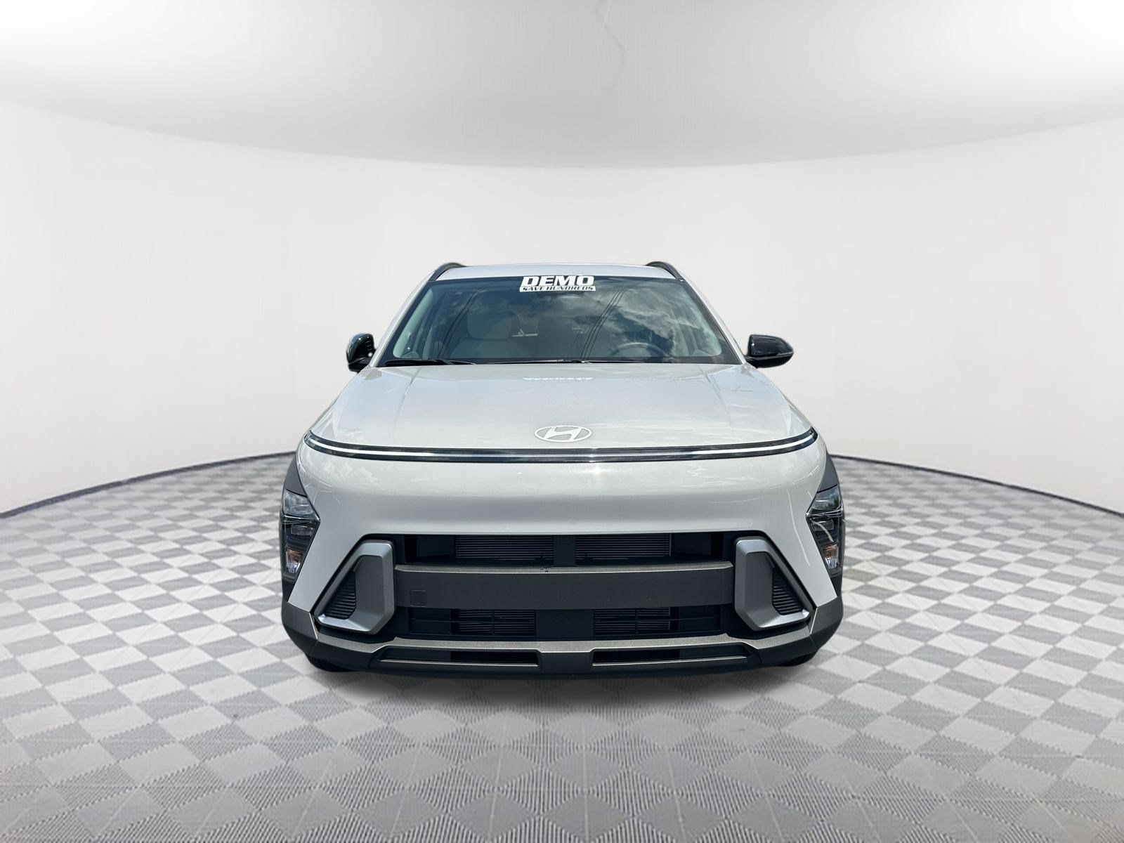 New 2026 Hyundai Kona SEL Sport FWD image 2