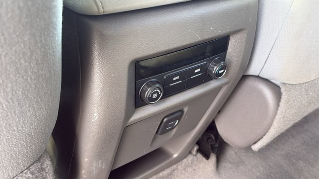 Used 2020 Chevrolet Traverse LT AWD/4WD image 21