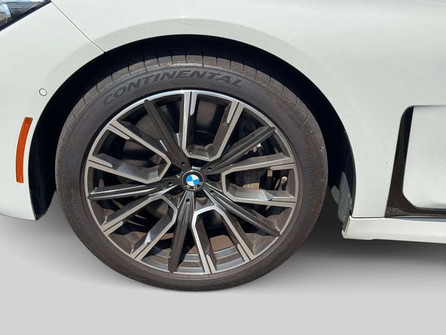 Used 2021 BMW 750i xDrive w/ M Sport Package AWD/4WD image 10
