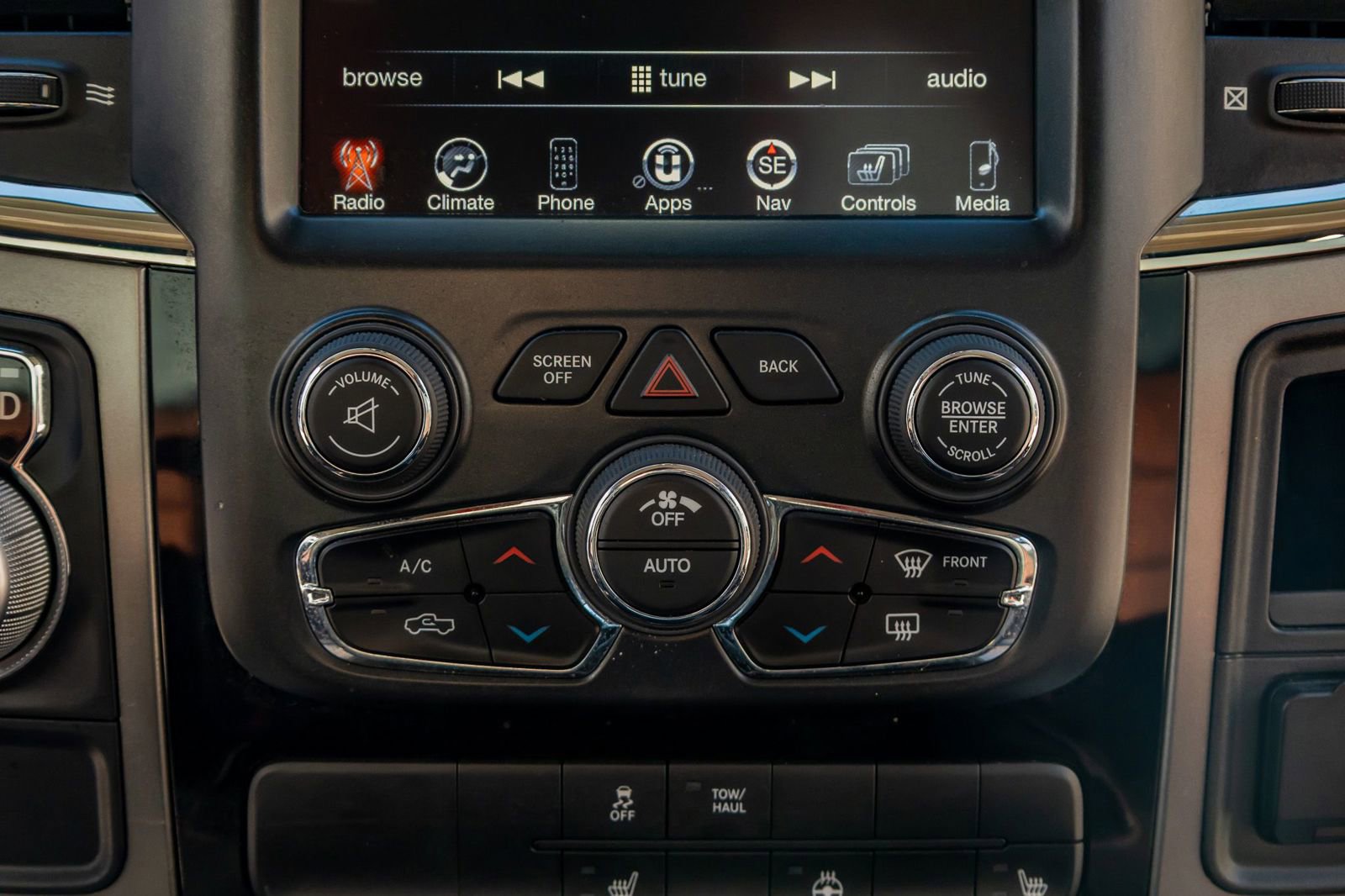 Used 2017 RAM 1500 Sport w/ Ignition Orange Sport Package image 25