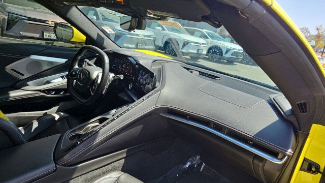 Used 2022 Chevrolet Corvette Stingray Preferred Cpe w/ Z51 Performance Package image 25