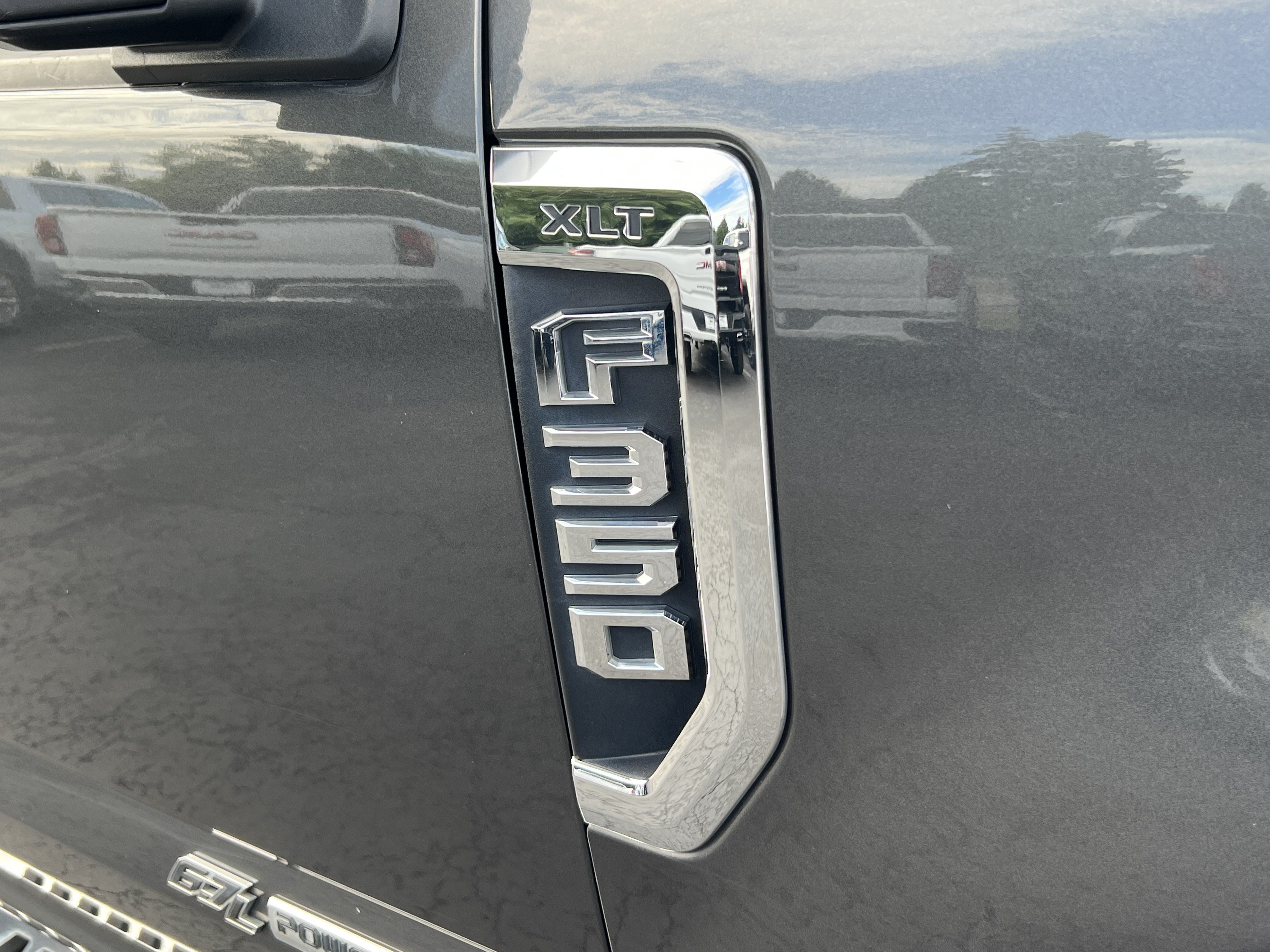 Used 2019 Ford F350 XLT w/ XLT Value Package AWD/4WD image 9