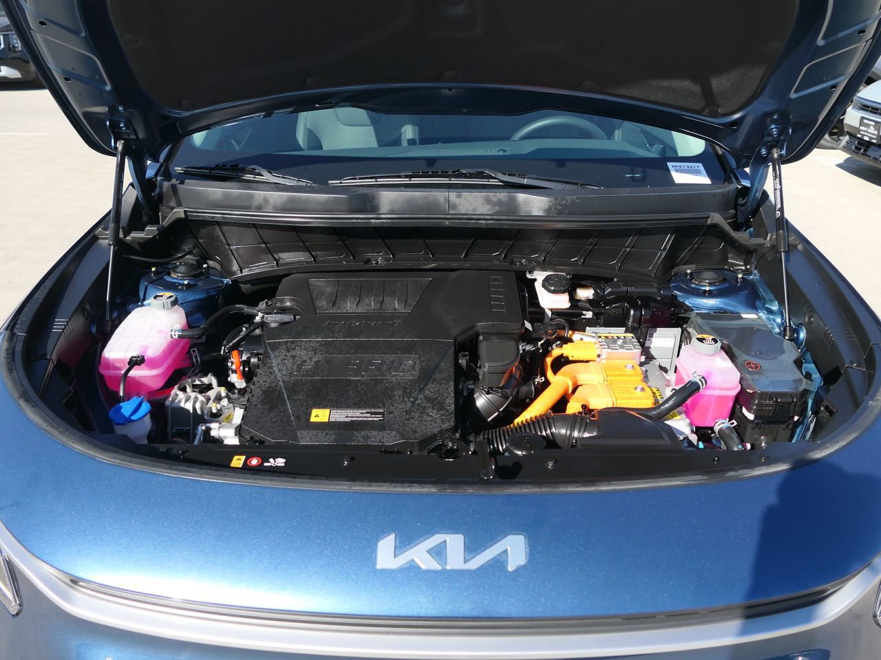 Used 2025 Kia Niro EX image 27