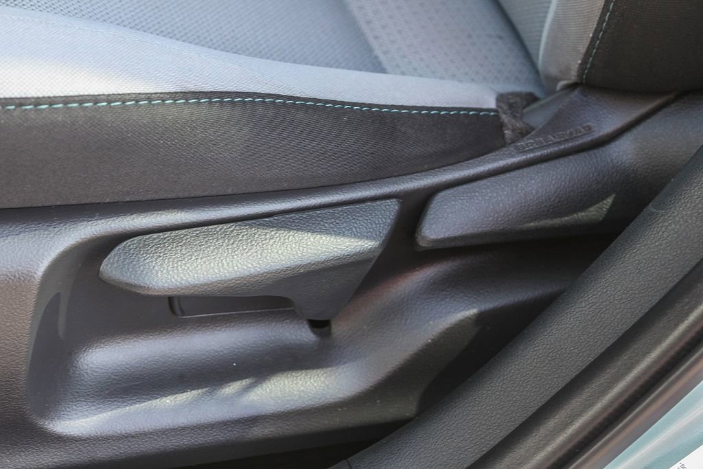 Used 2022 Toyota Prius LE image 26