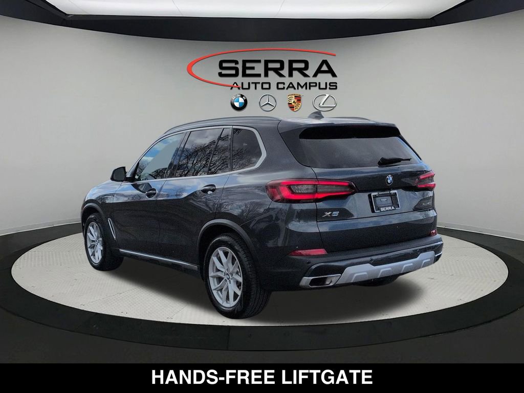 Used 2021 BMW X5 xDrive40i w/ Premium Package image 16