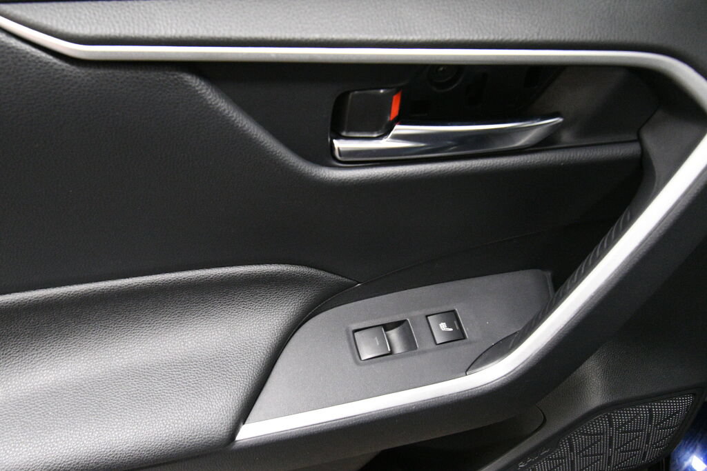 Used 2023 Toyota RAV4 SE w/ Weather & Moonroof Package AWD/4WD image 22