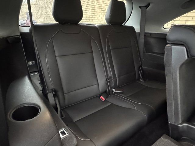 Used 2020 Acura MDX SH-AWD w/ Technology Package image 29