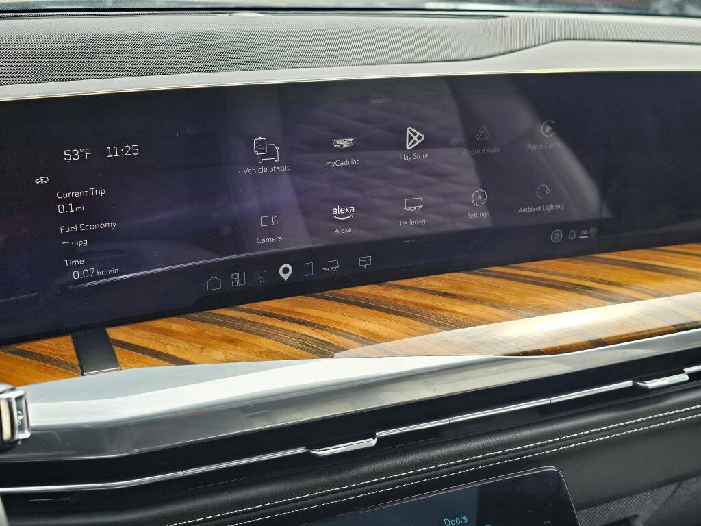 Certified 2025 Cadillac Escalade Sport Platinum image 35