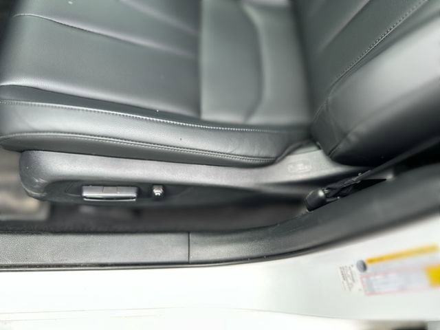 Used 2025 Acura Integra FWD image 14