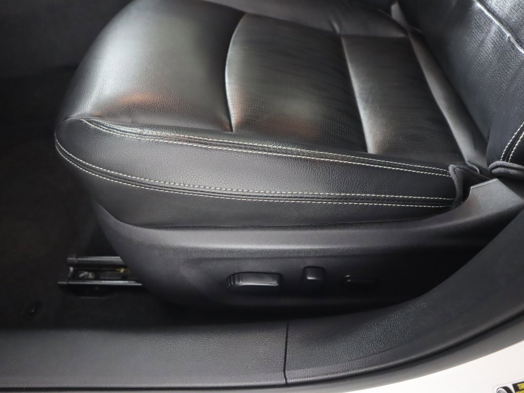 Used 2020 Nissan Altima 2.0 Platinum image 31