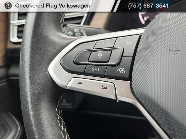 Used 2024 Volkswagen Atlas SE image 35