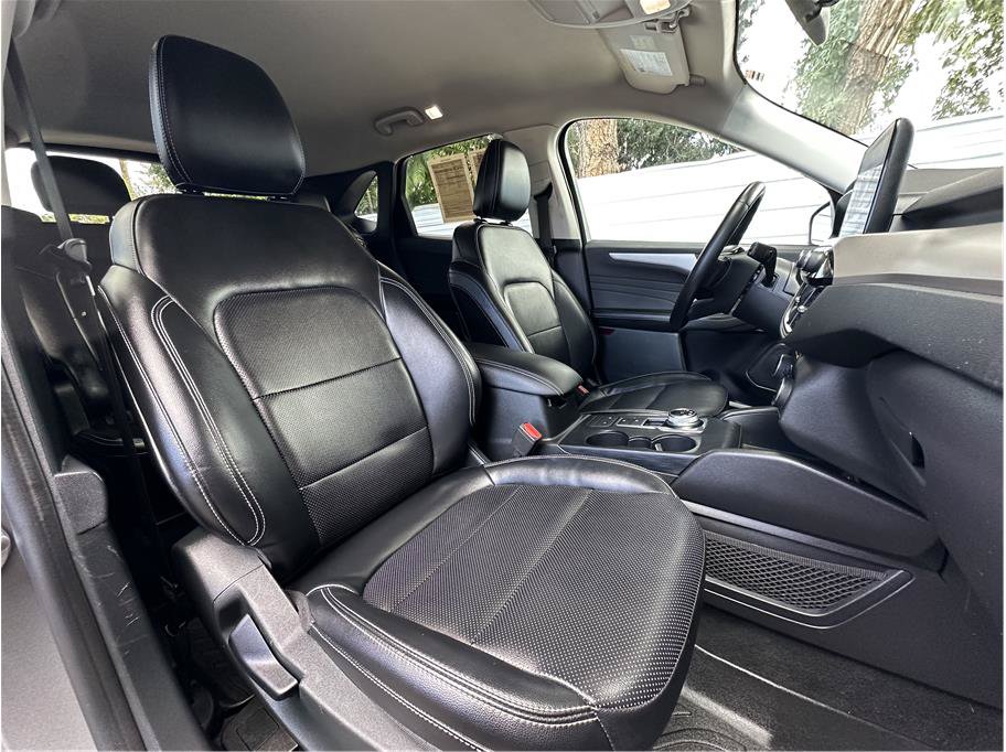 Used 2022 Ford Escape SEL AWD/4WD image 4