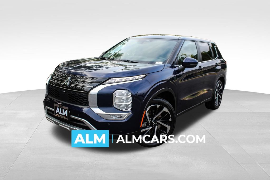Used 2024 Mitsubishi Outlander SE