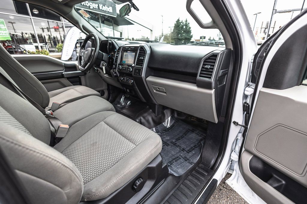 Used 2019 Ford F150 XLT w/ XTR Package image 33