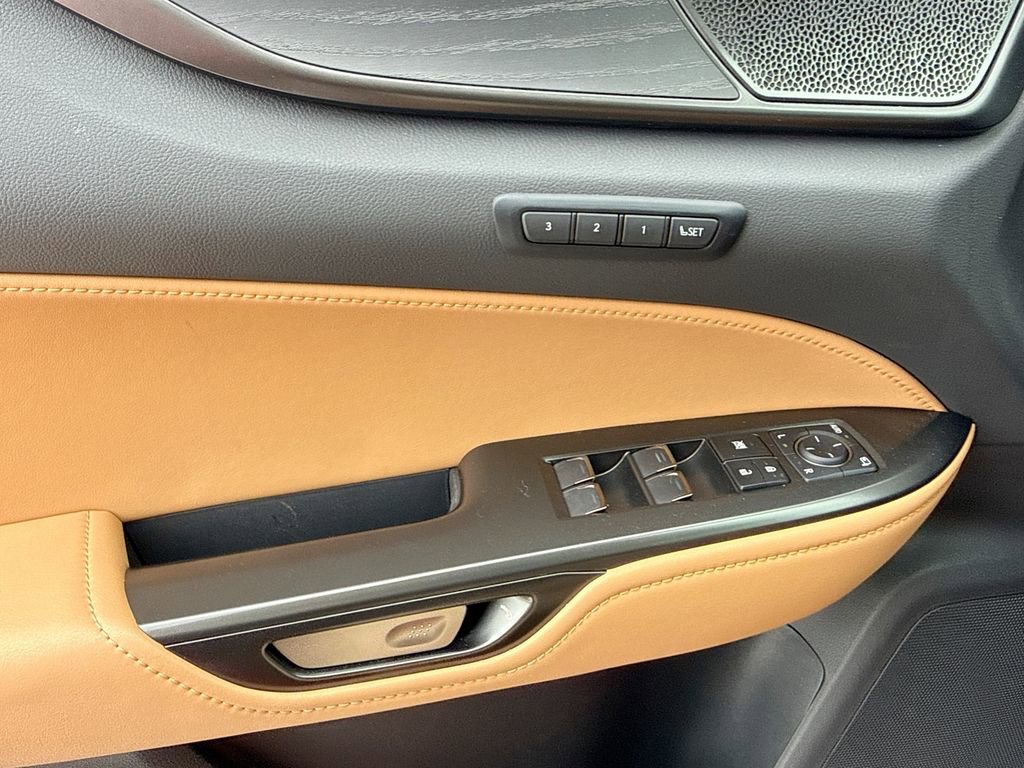 Used 2025 Lexus NX 350 AWD w/ Cold Area Package image 29