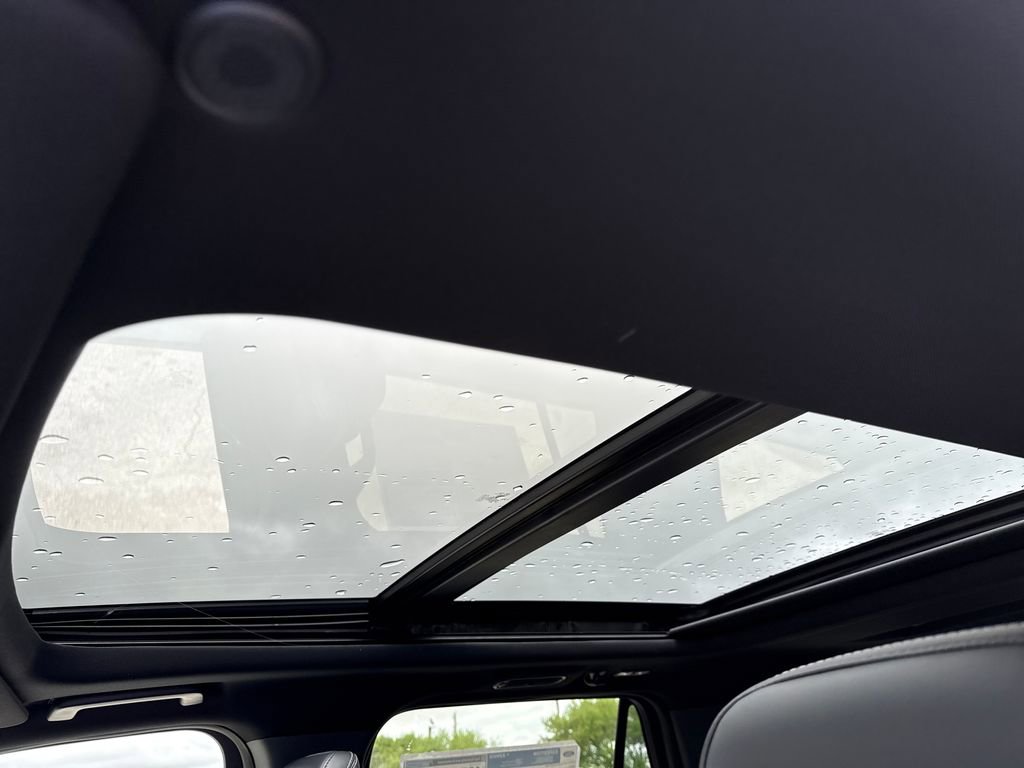 New 2026 Ford Expedition Platinum image 10