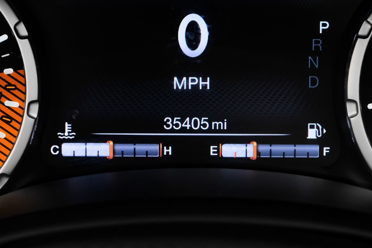 Used 2021 Jeep Renegade Latitude AWD/4WD image 17