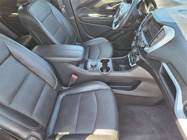 Used 2024 GMC Terrain SLT image 14