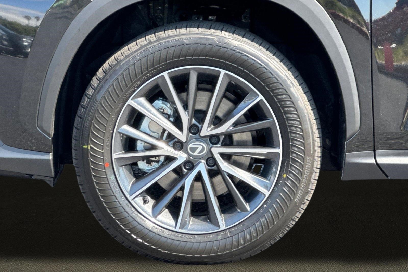New 2026 Lexus NX 350h AWD w/ Premium Package image 12