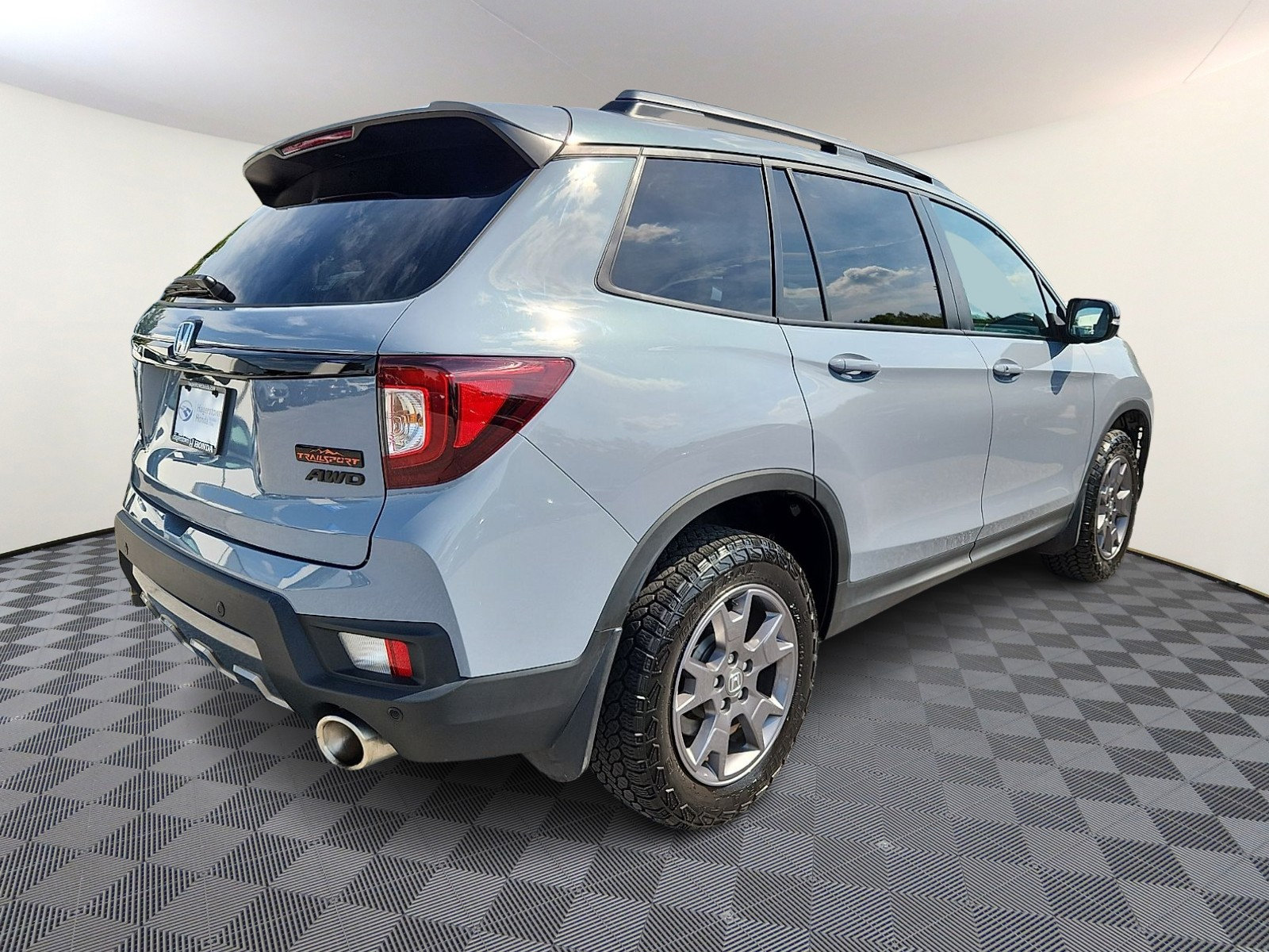 Used 2024 Honda Passport TrailSport image 6