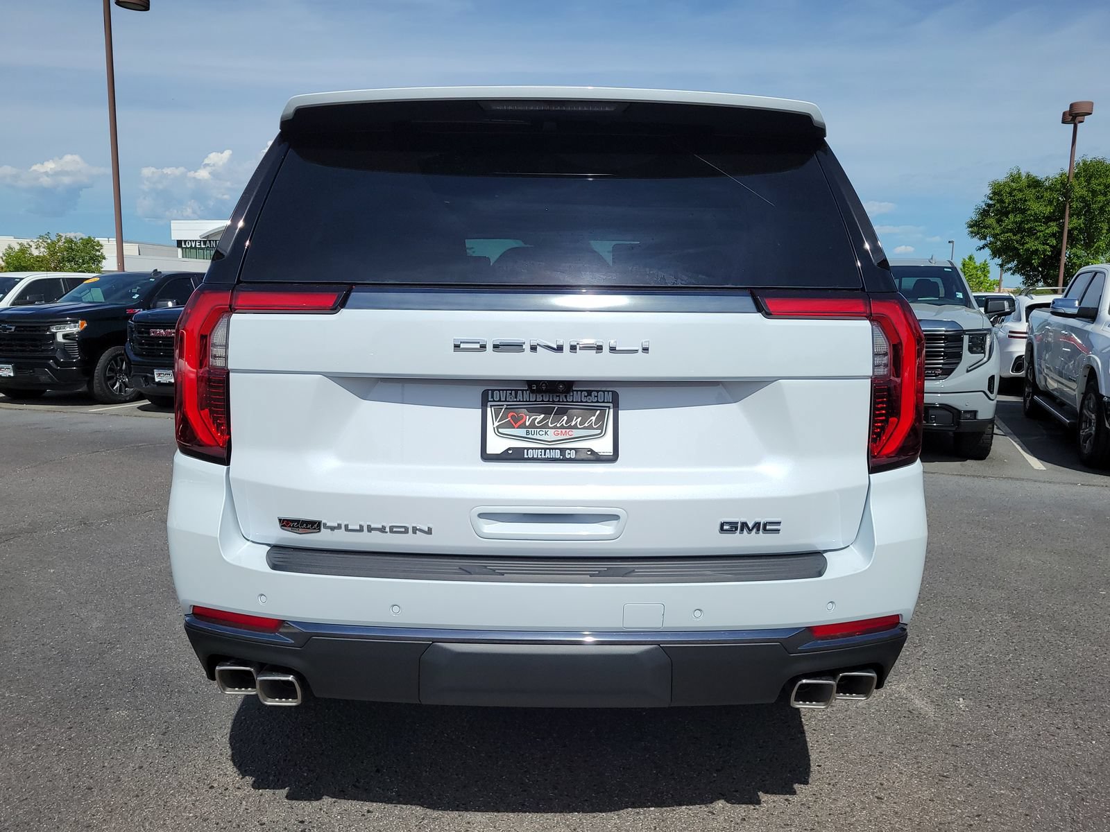 New 2026 GMC Yukon Denali Ultimate AWD/4WD image 11