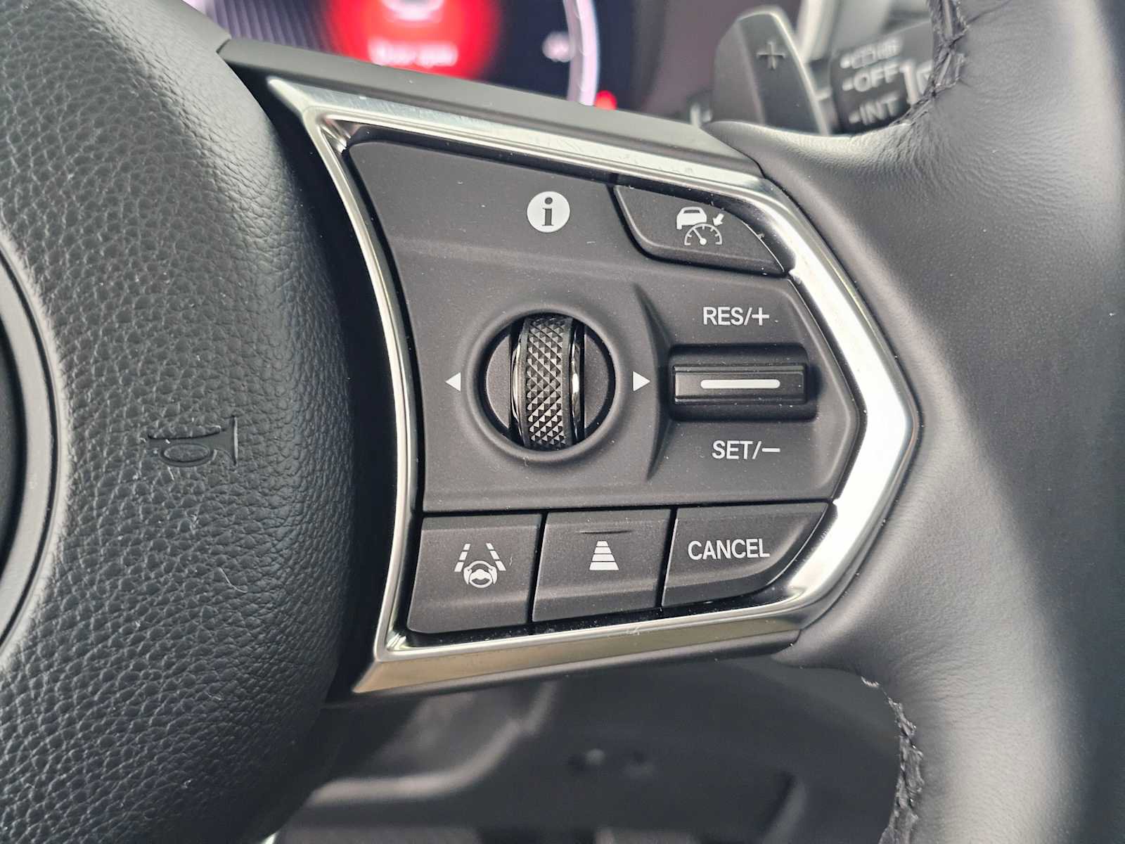 Used 2025 Acura MDX FWD w/ Technology Package image 30