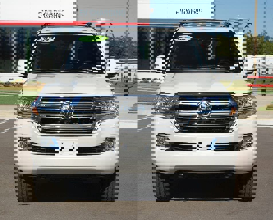 Used 2021 Toyota Land Cruiser image 26