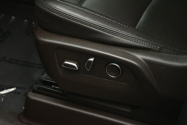 Used 2021 GMC Yukon Denali w/ Denali Premium Package RWD image 50