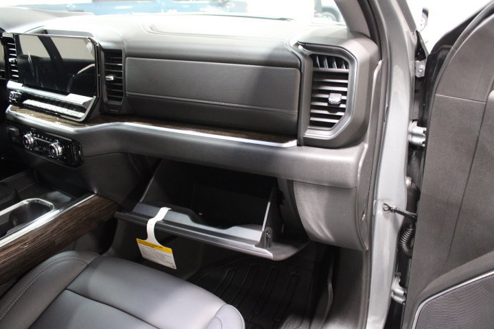 New 2026 GMC Sierra 1500 Elevation w/ Elevation Premium Package AWD/4WD image 28