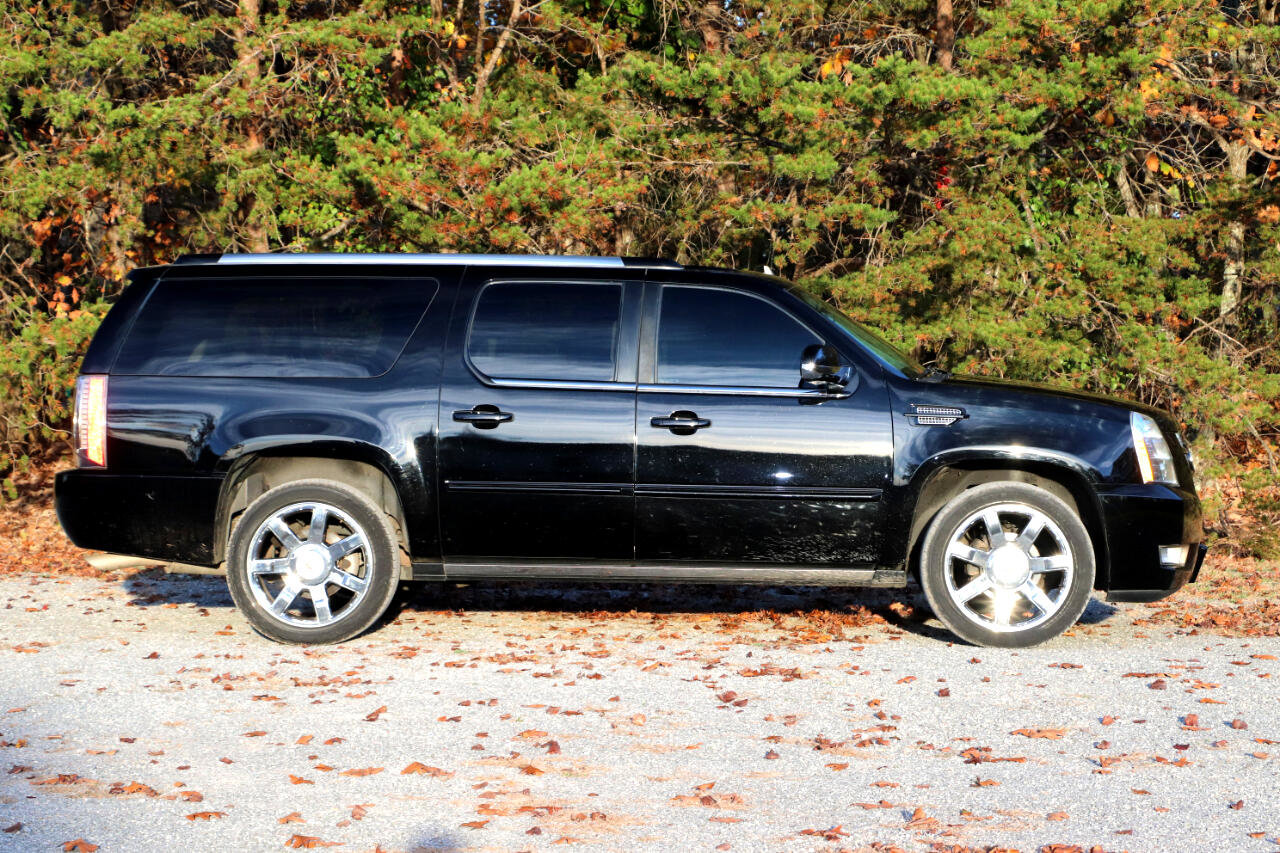 Used 2014 Cadillac Escalade ESV Premium image 2