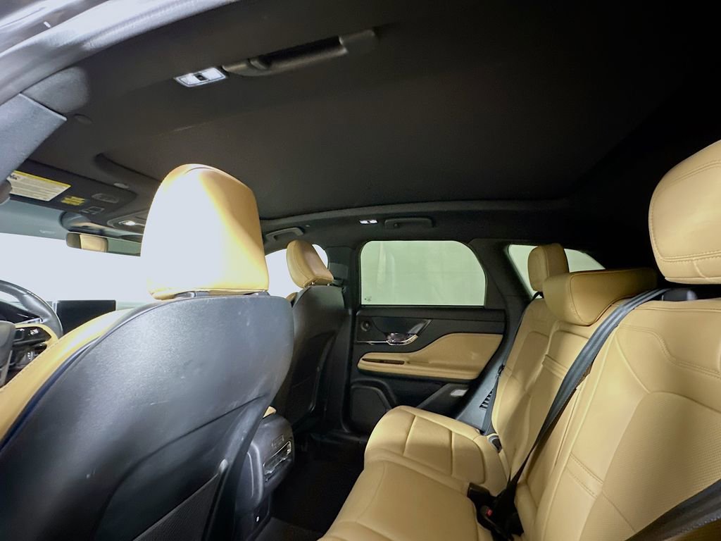 Used 2021 Lincoln Corsair Reserve w/ Sport Package image 13