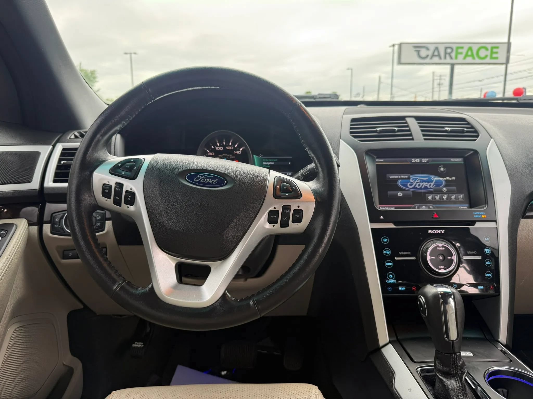 Used 2015 Ford Explorer Limited w/ Equipment Group 301A AWD/4WD image 29