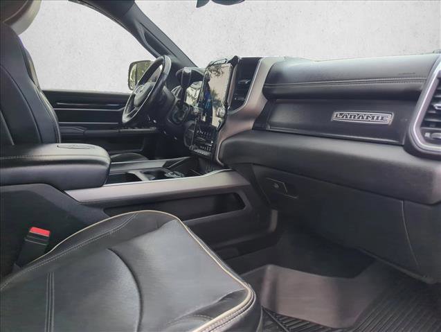 Used 2020 RAM 3500 Laramie w/ Night Edition image 23