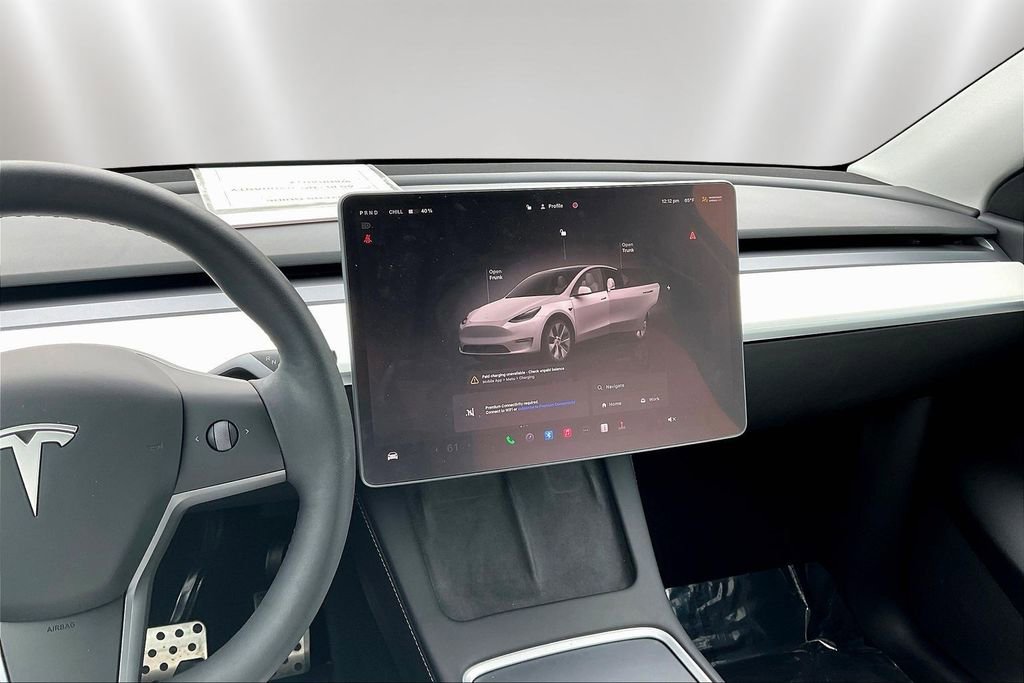 Used 2022 Tesla Model Y Long Range image 9