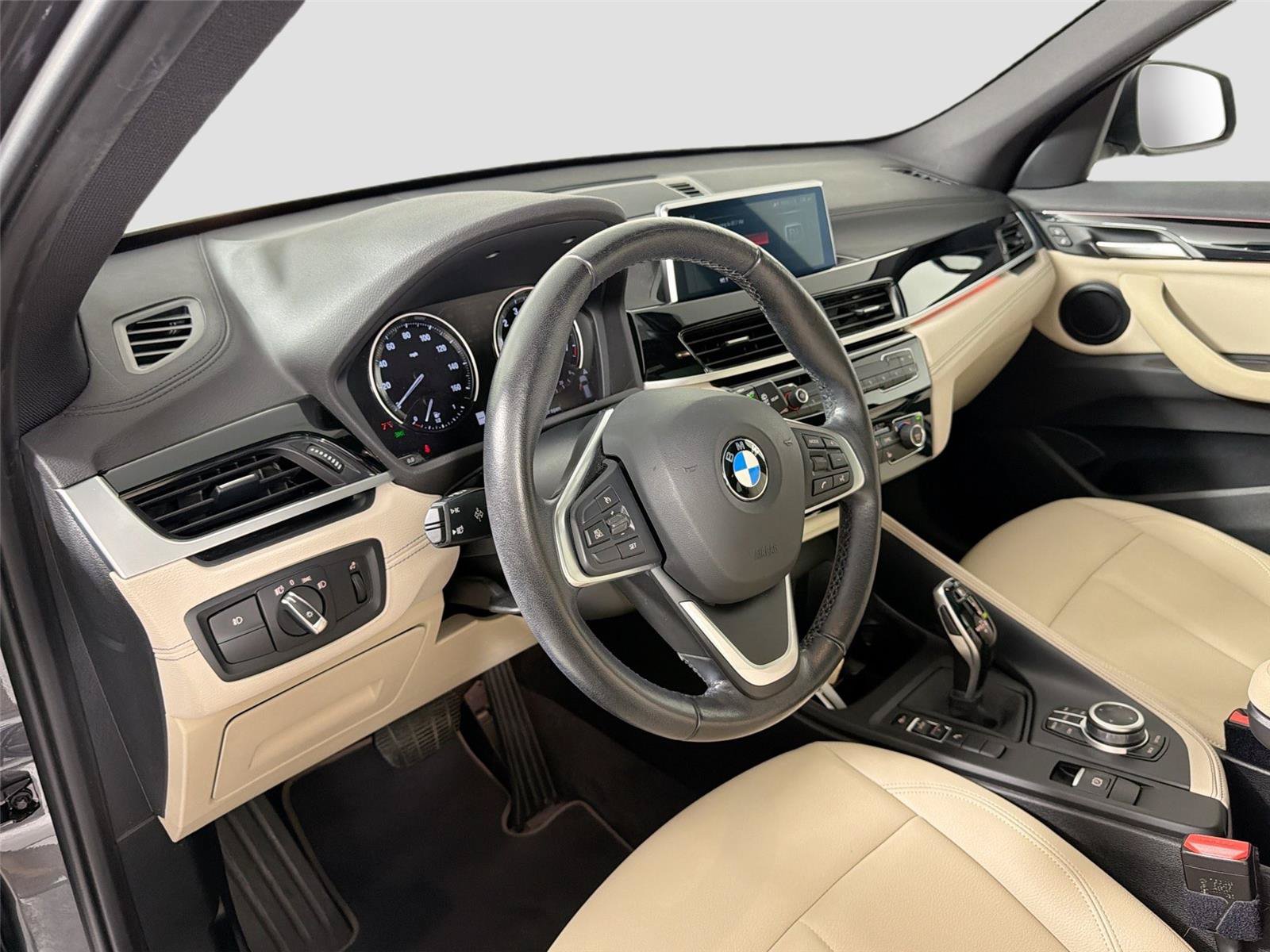 Used 2020 BMW X1 sDrive28i w/ Convenience Package FWD image 10