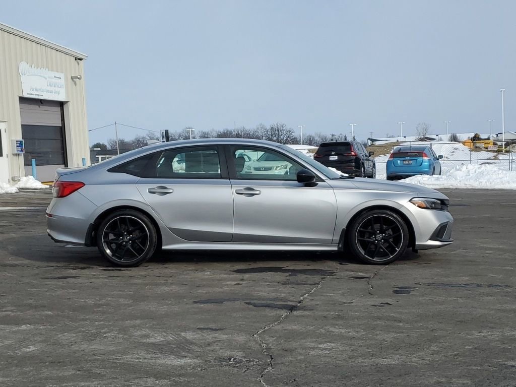 Used 2022 Honda Civic Sport image 8
