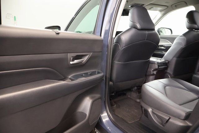 Certified 2024 Toyota Grand Highlander AWD image 26