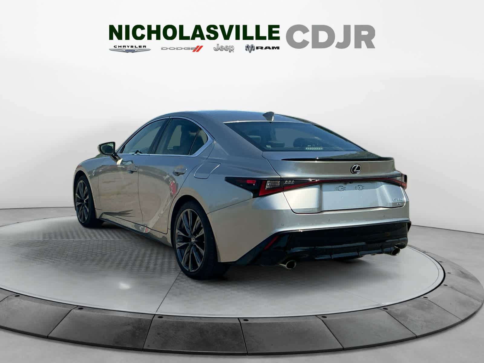 Used 2022 Lexus IS 350 F Sport AWD/4WD image 3